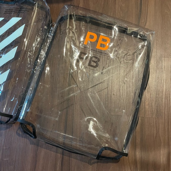 Off-White Suitcase - Picture 13 of 16